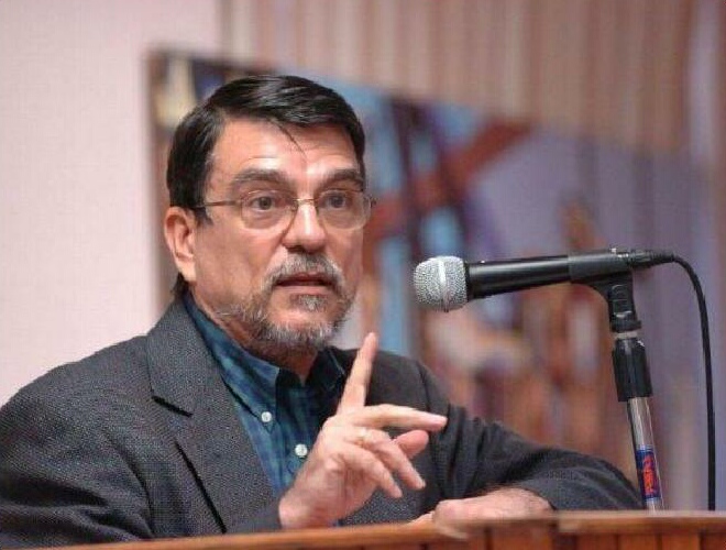 Un breve recuento y un hasta luego al amigo y profesor Marco Gandásegui&nbsp;(hijo)