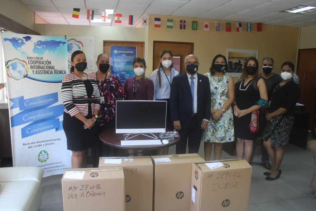 EL PROYECTO ERAMUS-IMPALA DONAN EQUIPOS TECNOLOGÌCOS A LA UNIVERSIDAD DE&nbsp;PANAMÀ