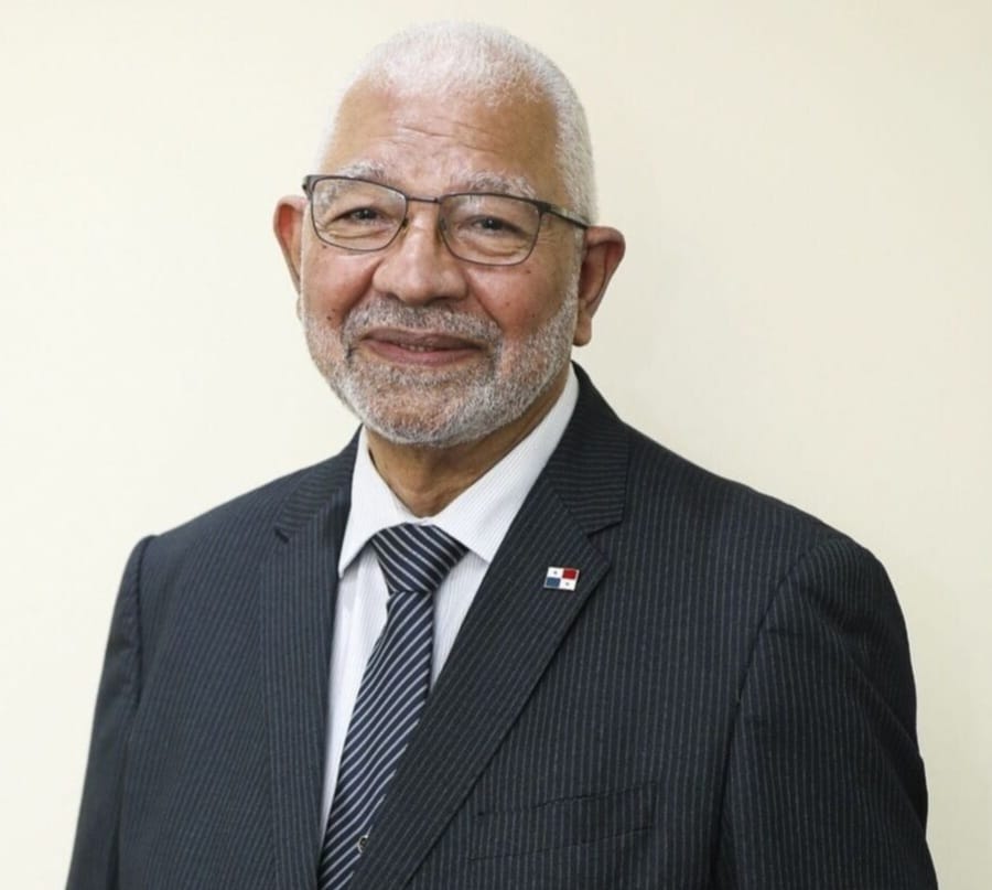 PRESIDENTE DESIGNA AL DIRECTOR DEL ICUP DE LA UNIVERSIDAD DE PANAMÁ A LA JUNTA DIRECTIVA DE LA&nbsp;ACP