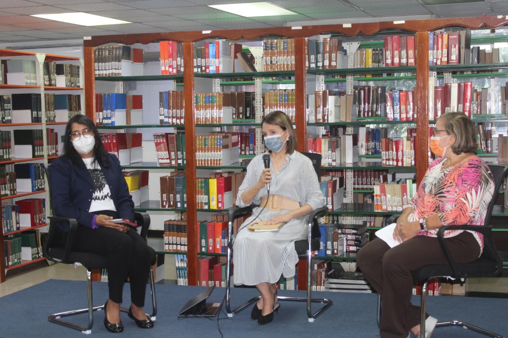 DIÁLOGO CON LA CATEDRÁTICA NADIA VÁSQUEZ EN EL DÍA INTERNACIONAL DE LA&nbsp;MUJER
