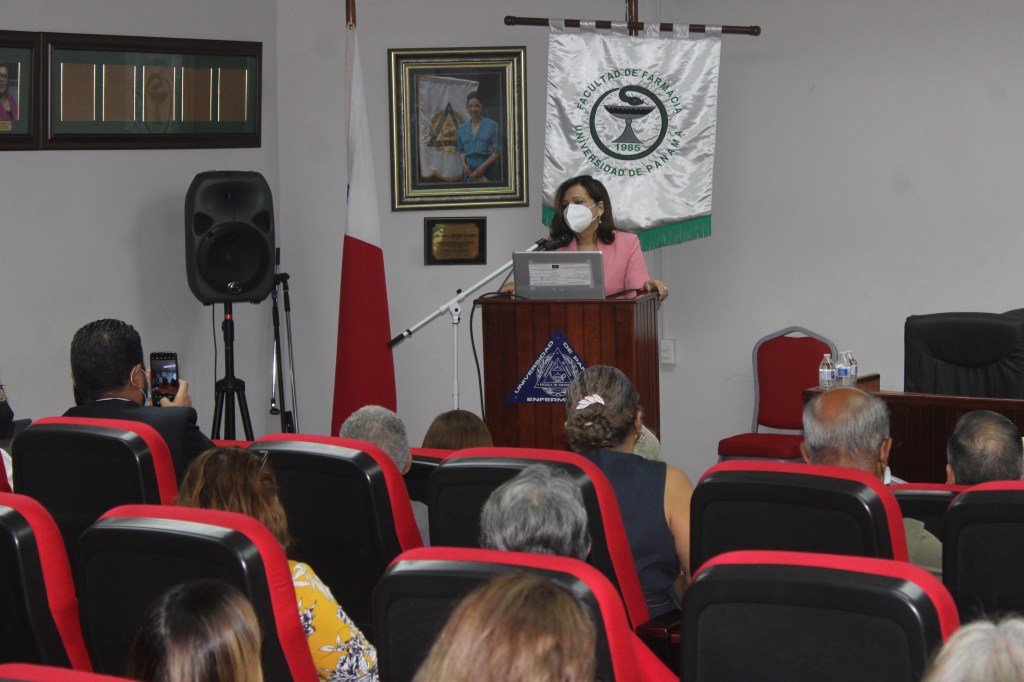ESCUELA DE FARMACIA DE LA UP CELEBRA 102 AÑOS FORMANDO A LOS MEJORES FARMACÉUTICOS DEL&nbsp;PAÍS