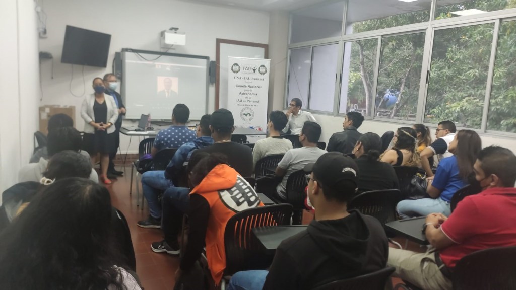 FACINET Realiza la Actividad 100 Horas de Astronomía&nbsp;2022