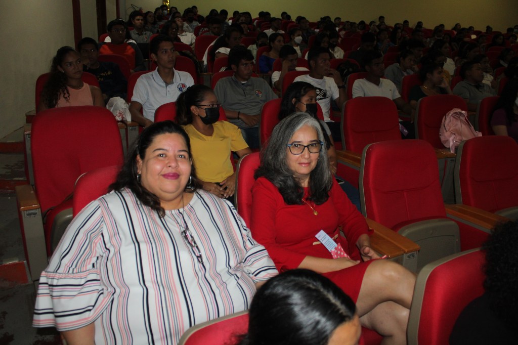 Instituto de la Mujer dicta en CRUV conferencia “Participación política de la mujer en&nbsp;Panamá”