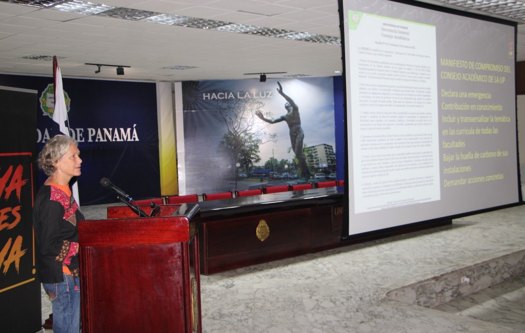 Especialistas se reúnen en la Universidad de Panamá para debatir sobre cambio climático, transición energética y minería&nbsp;metálica.