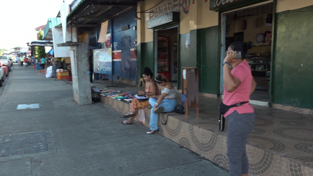 Rendimiento Académico y la Violencia Doméstica fue objeto de estudio por estudiante y Profesor de la Extensión Universitaria de&nbsp;Soná