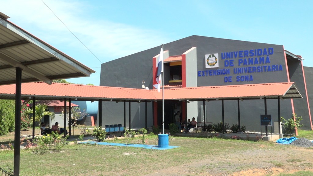 Extensión  Universitaria de Soná con su oferta académica y proyectos  de emprendimientos merma  migración de&nbsp;egresados