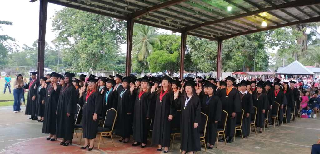 CRU Darién gradúa a 106&nbsp;profesionales