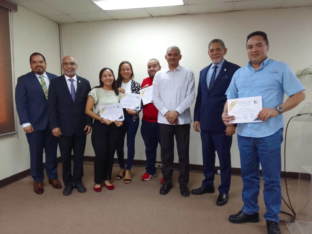 Instituto Especializado de Análisis conmemora 62 años de servicios al&nbsp;país