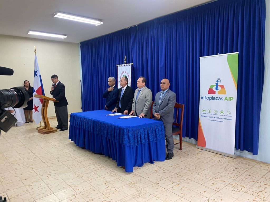Inauguración del Nuevo Centro Infoplaza en el CRUPO de la Universidad de&nbsp;Panamá
