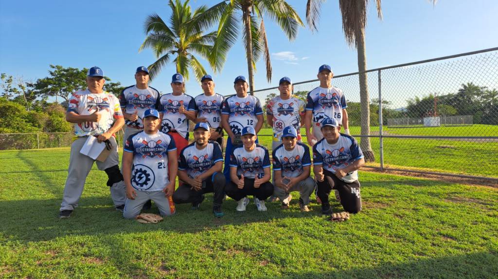 Electromecánica y SPI se Coronan en la Gran Final de Bola&nbsp;Suave