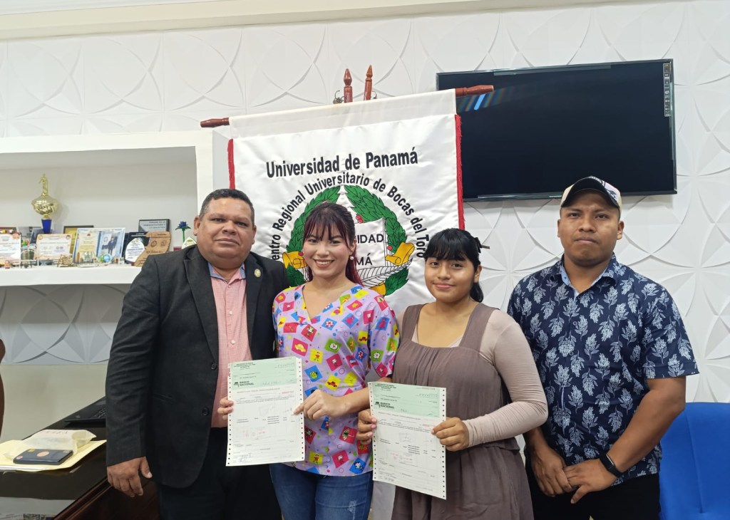 CRUBO desarrolla programa de ayuda para facilitar acceso a la educación a estudiantes de escasos&nbsp;recursos