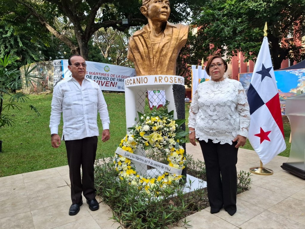 Comunidad Universitaria rechaza intenciones colonialistas del presidente electo de los Estados Unidos Donald&nbsp;Trump
