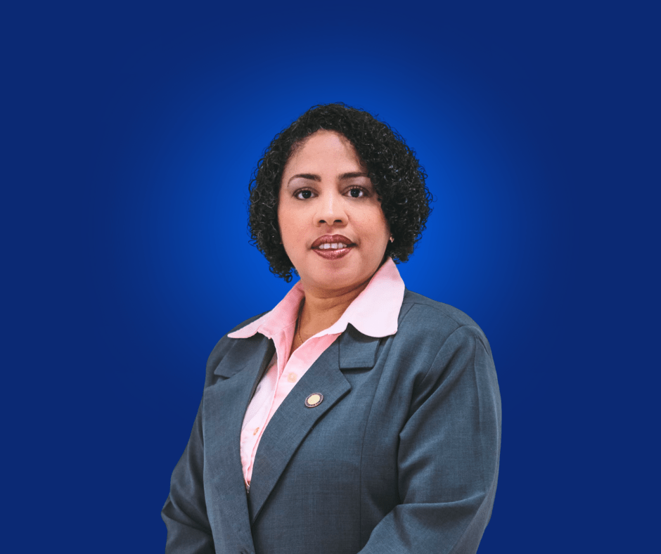 Factores Clave en la Formación de Profesionales en Ciencias Empresariales en&nbsp;Panamá