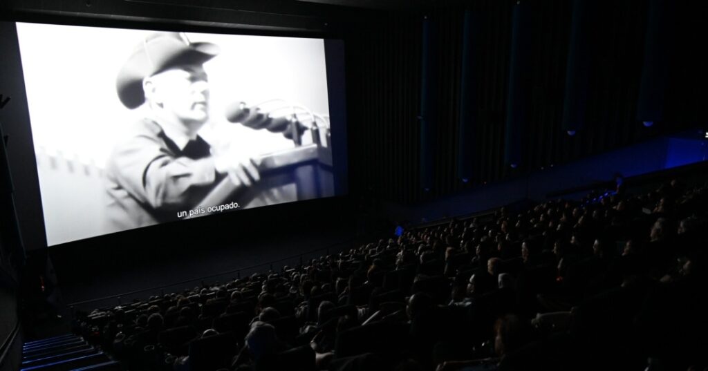Hijo de Tigre y Mula: Historia y Poder en el Canal de&nbsp;Panamá