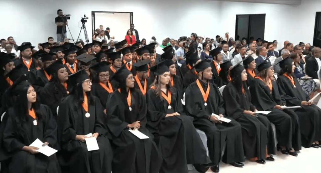 FCA sede Chiriquí gradúa a 58 nuevos profesionales comprometidos con el desarrollo agropecuario del&nbsp;país