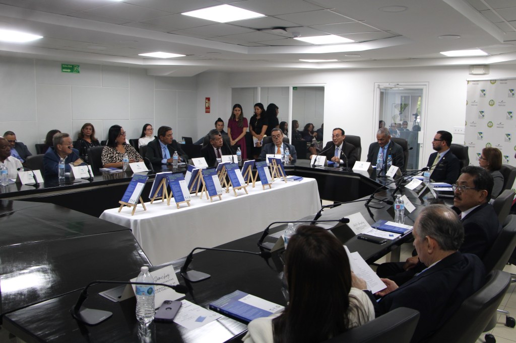 Nueva revista científica de la Universidad de Panamá impulsa el diálogo social y la resolución de conflictos en América&nbsp;Latina