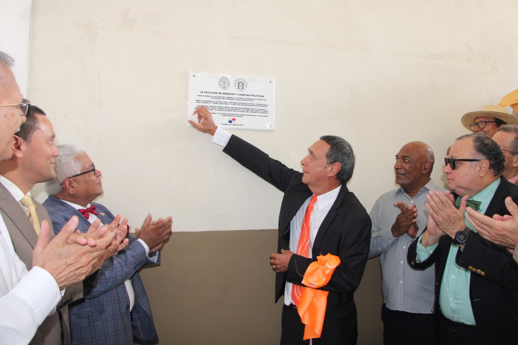 La Facultad de Derecho Rinde Homenaje a Mártires y Héroes del Movimiento Inquilinario de&nbsp;1925