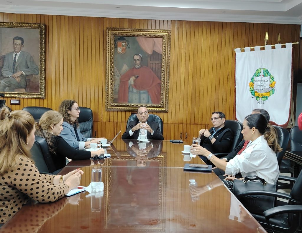 Universidad de Panamá, AMPYME y Universidad de Texas buscan impulsar el emprendimiento en el&nbsp;país