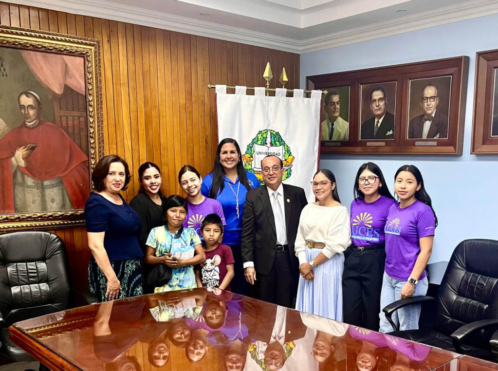 Universidad de Panamá entrega medicamentos a niños con epilepsia gracias a colecta&nbsp;solidaria