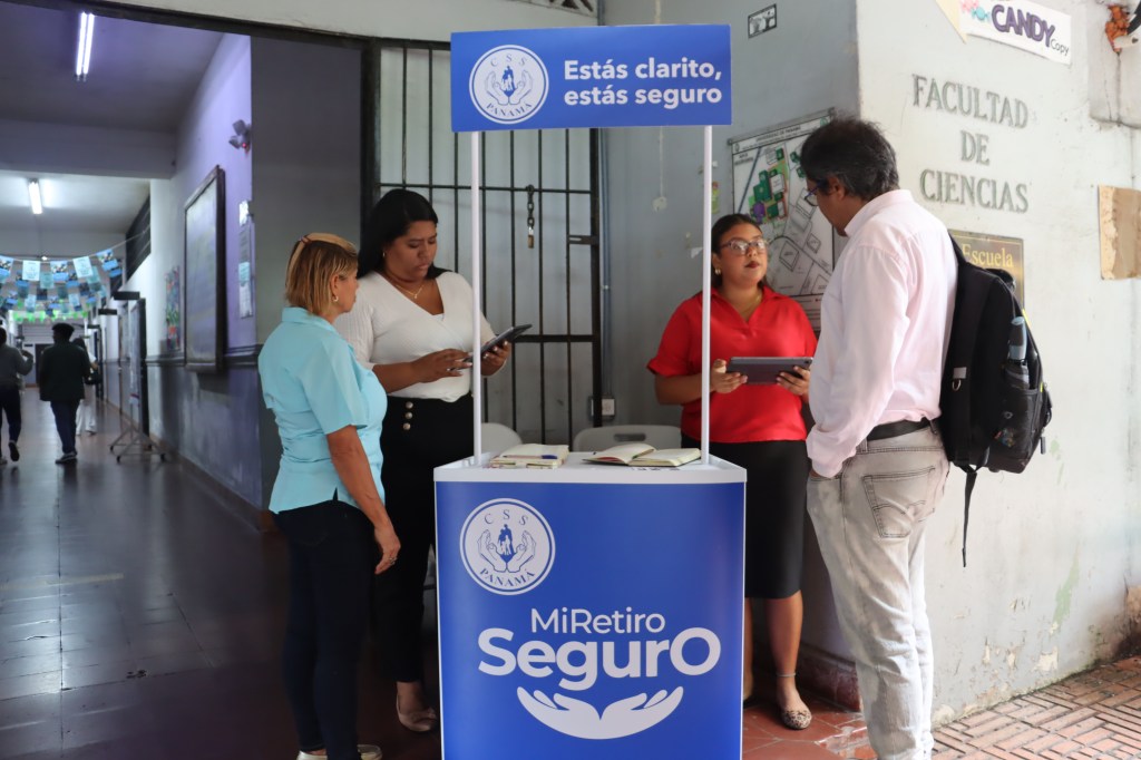 La Universidad de Panamá abre espacio para que trabajadores proyecten su futuro&nbsp;jubilatorio