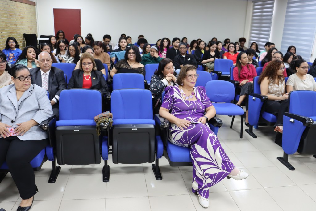 Universidad de Panamá conmemora el Día del Psicólogo apostando por el liderazgo en salud&nbsp;mental