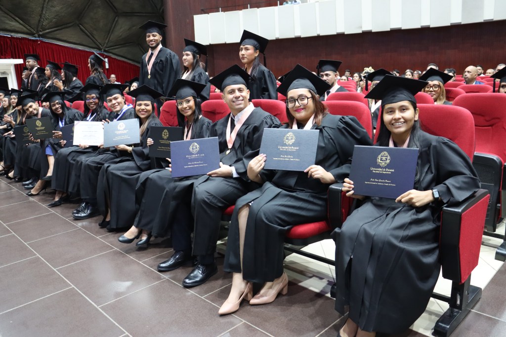 Facultad de Ingeniería entrega a Panamá 51 nuevos profesionales preparados para transformar el&nbsp;futuro