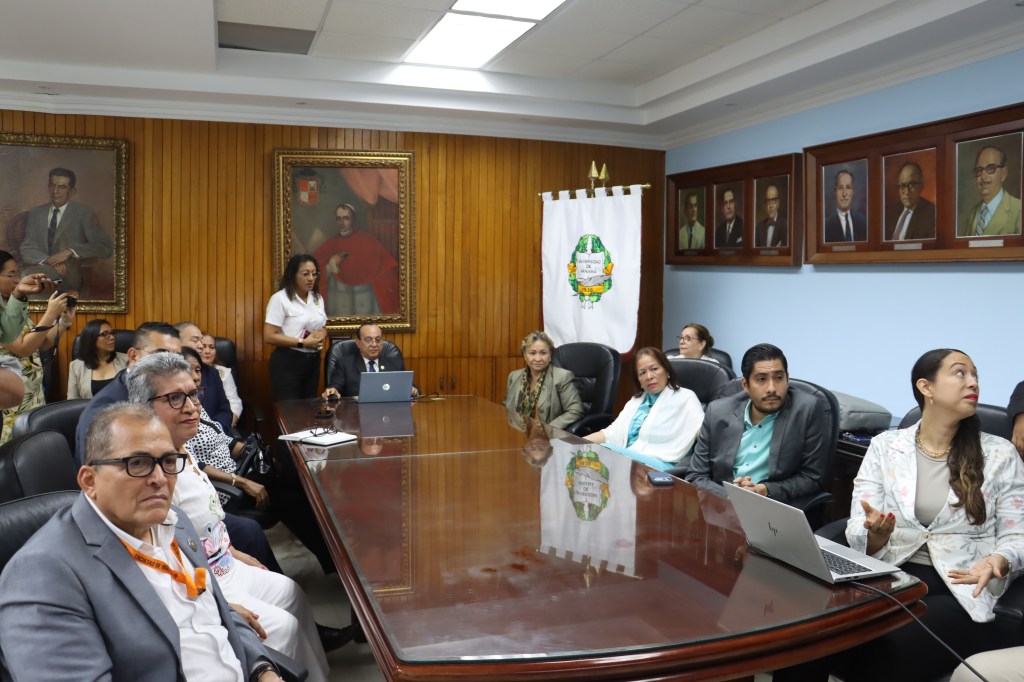 La Universidad de Panamá moderniza su educación continua con el lanzamiento del sistema&nbsp;SIECO