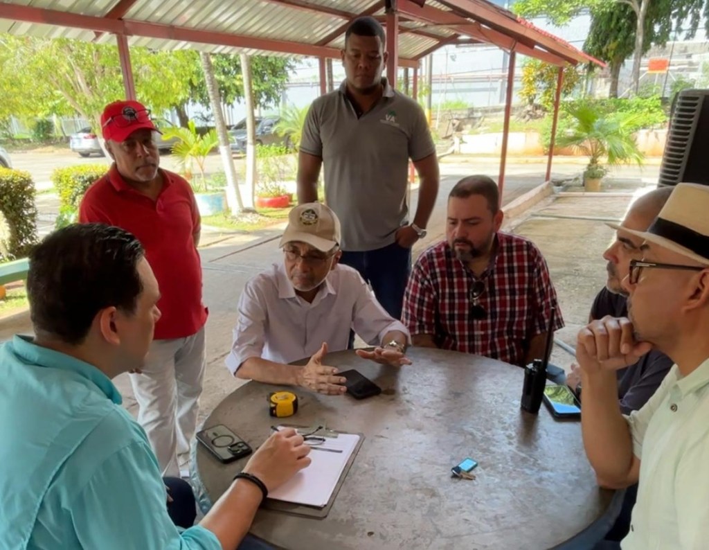 Rector de la Universidad de Panamá inspecciona instalaciones para evaluar posibles afectaciones por sismo